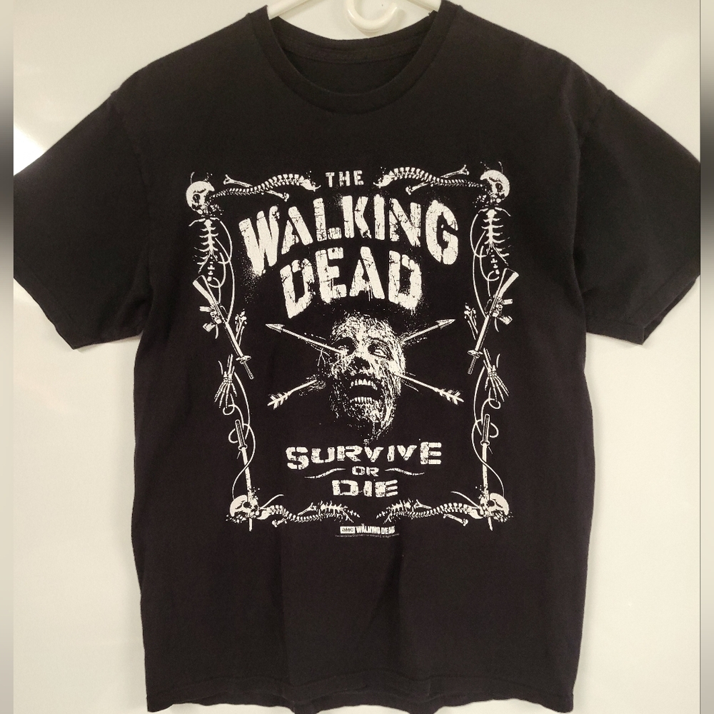 The Walking Dead Medium Black Graphic T-Shirt Mens Grunge Survive Or Die